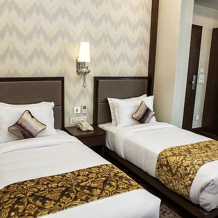 Hotel Gangakashi Nagpur Buitenkant foto