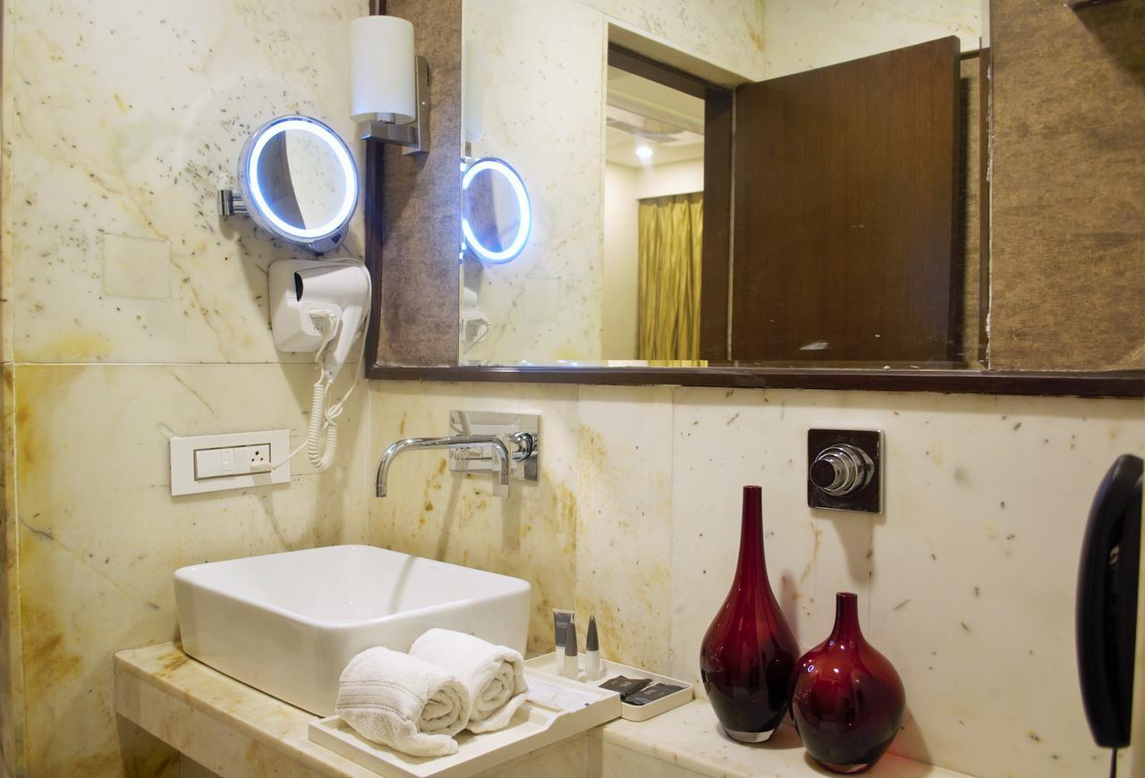 Hotel Gangakashi Nagpur Buitenkant foto