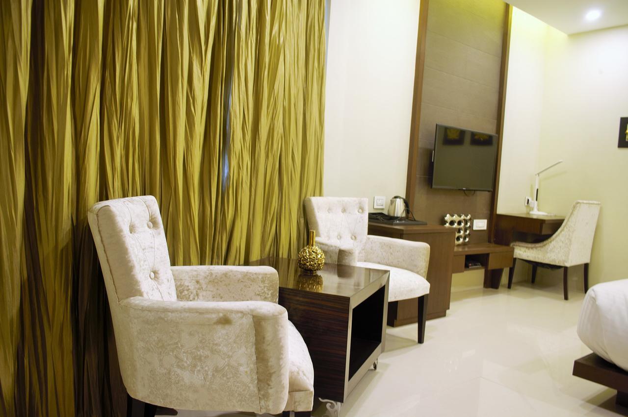 Hotel Gangakashi Nagpur Buitenkant foto