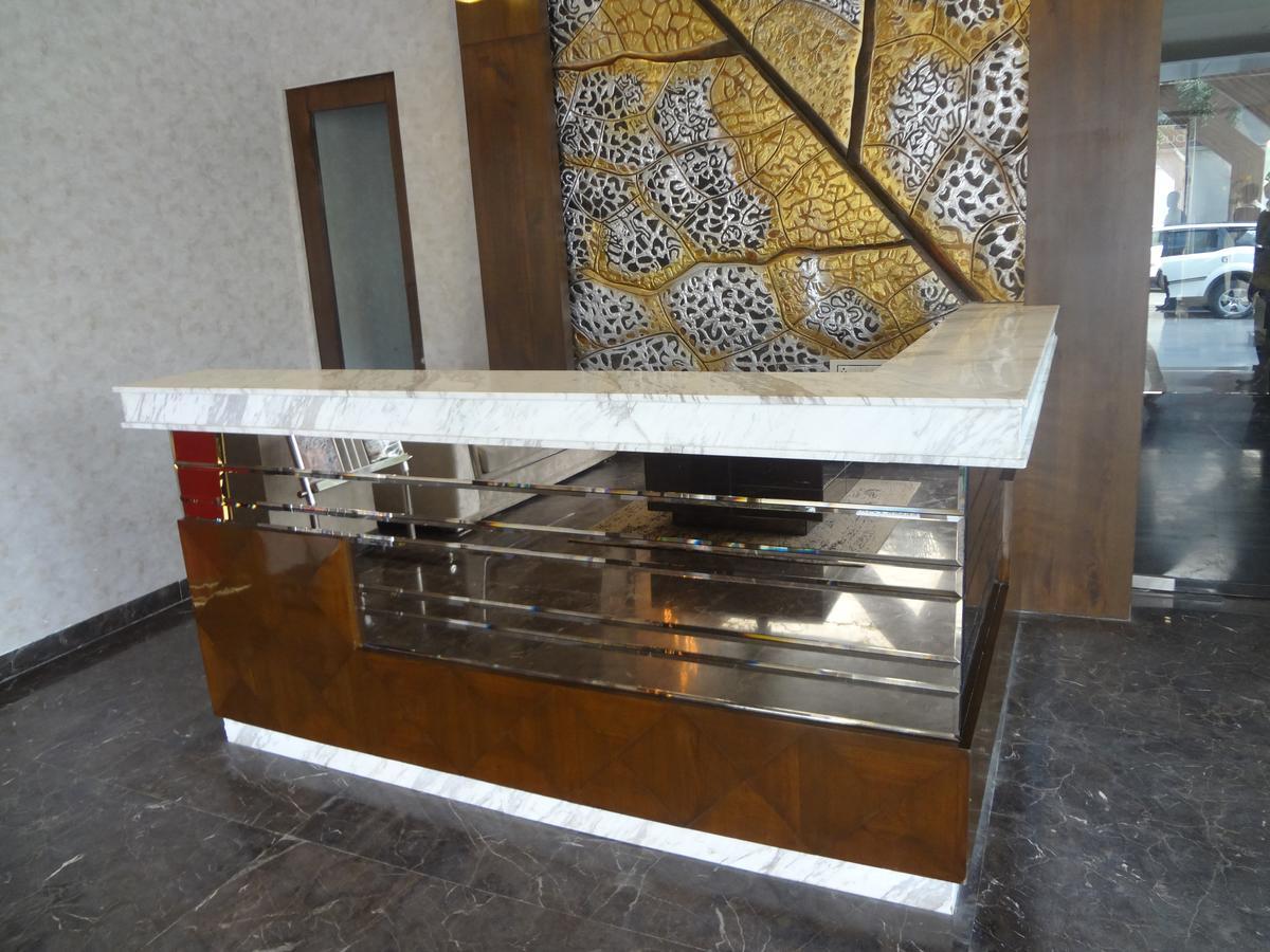 Hotel Gangakashi Nagpur Buitenkant foto
