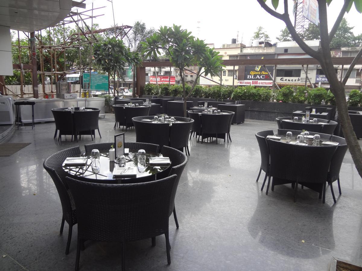Hotel Gangakashi Nagpur Buitenkant foto